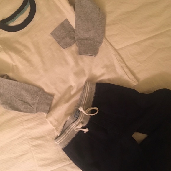 Baby Gap Outfit matching Carters long sleeve tee - Picture 2 of 5